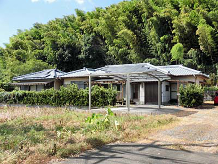 木造1階建て