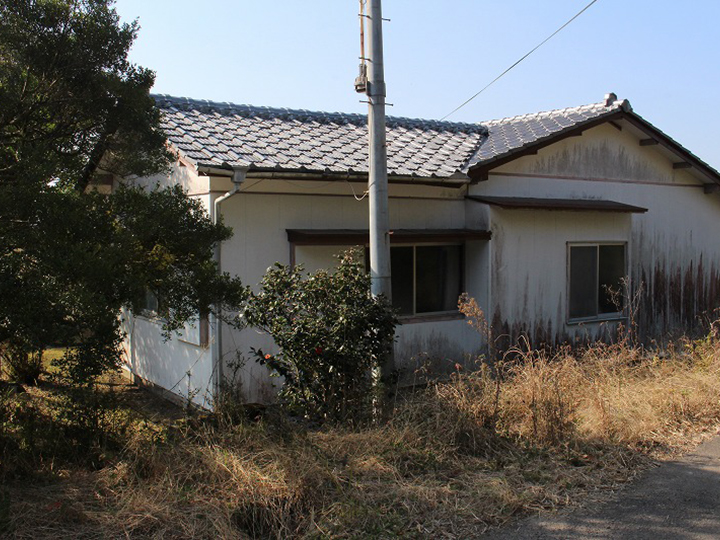 木造1階建て
