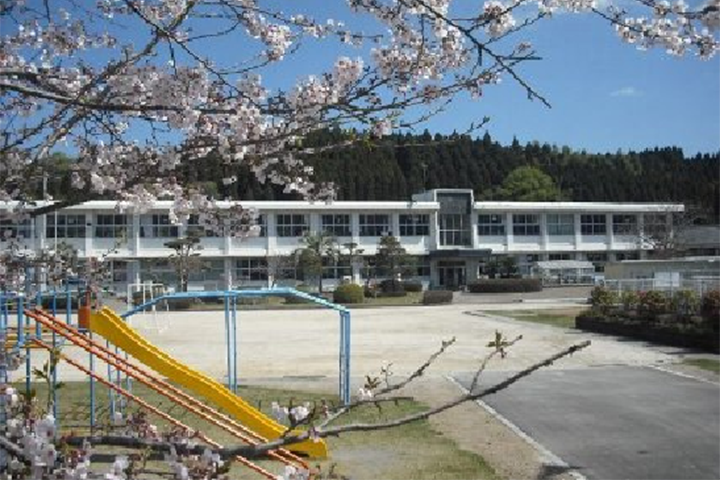 梶山小学校